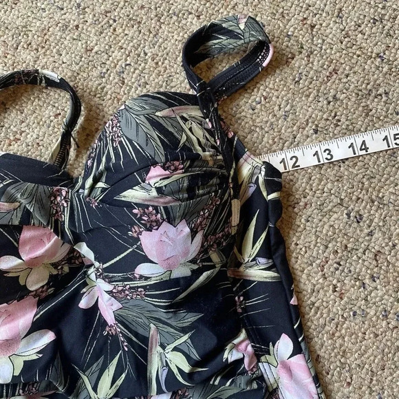 Nip Tuck Fern Gully Tummy Control Floral One-piece Swimsuit Women's S-M - Picture 3 of 9